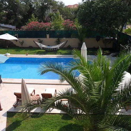 Dostlari Evi *